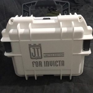 Limited Edition Jasón Taylor Invicta watch